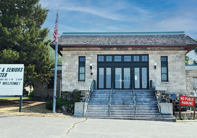 Lava Community & Senior Center