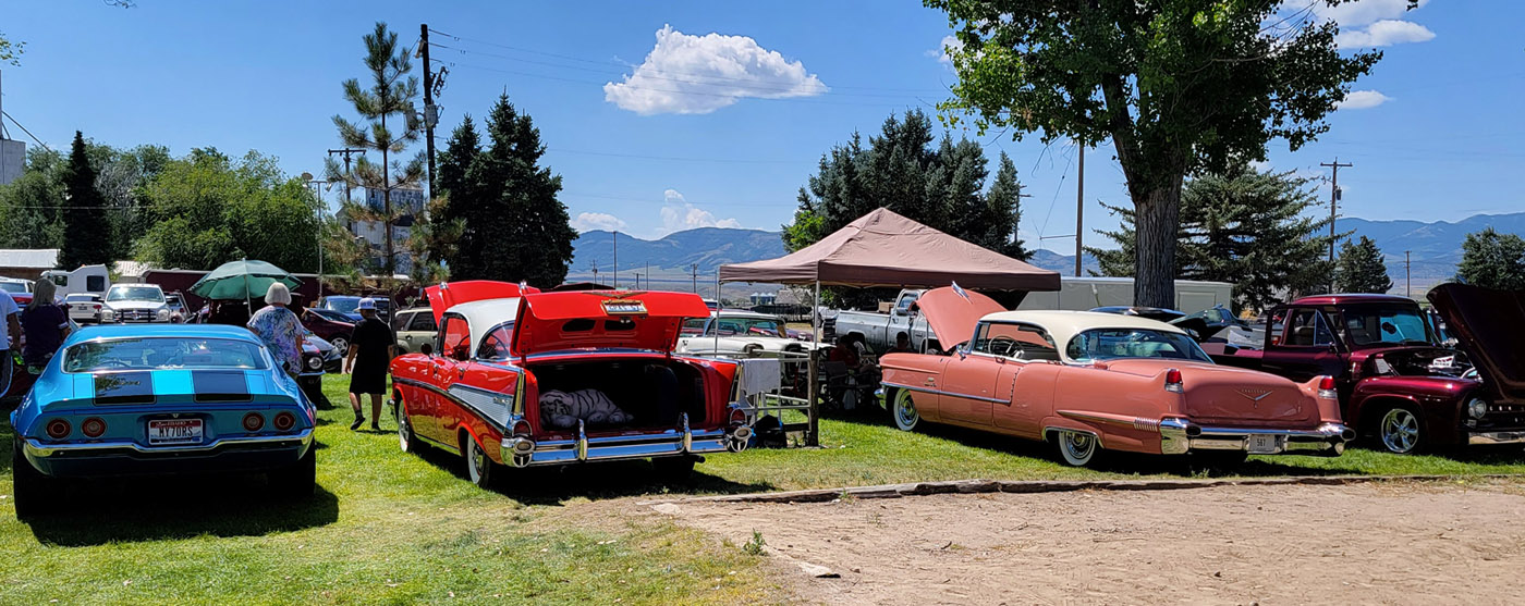 Wagon Wheel Lounge Car Show in Lava Hot Springs Idaho